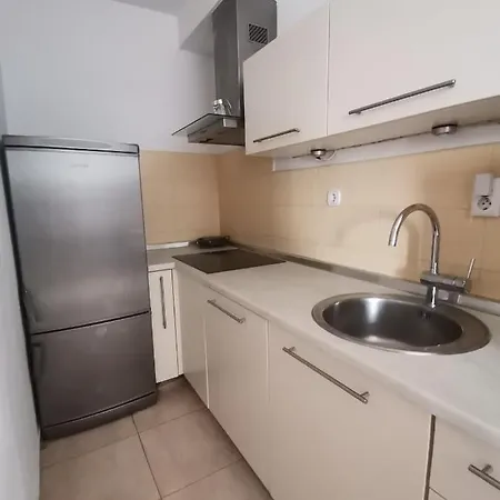 Four4 Apartament
